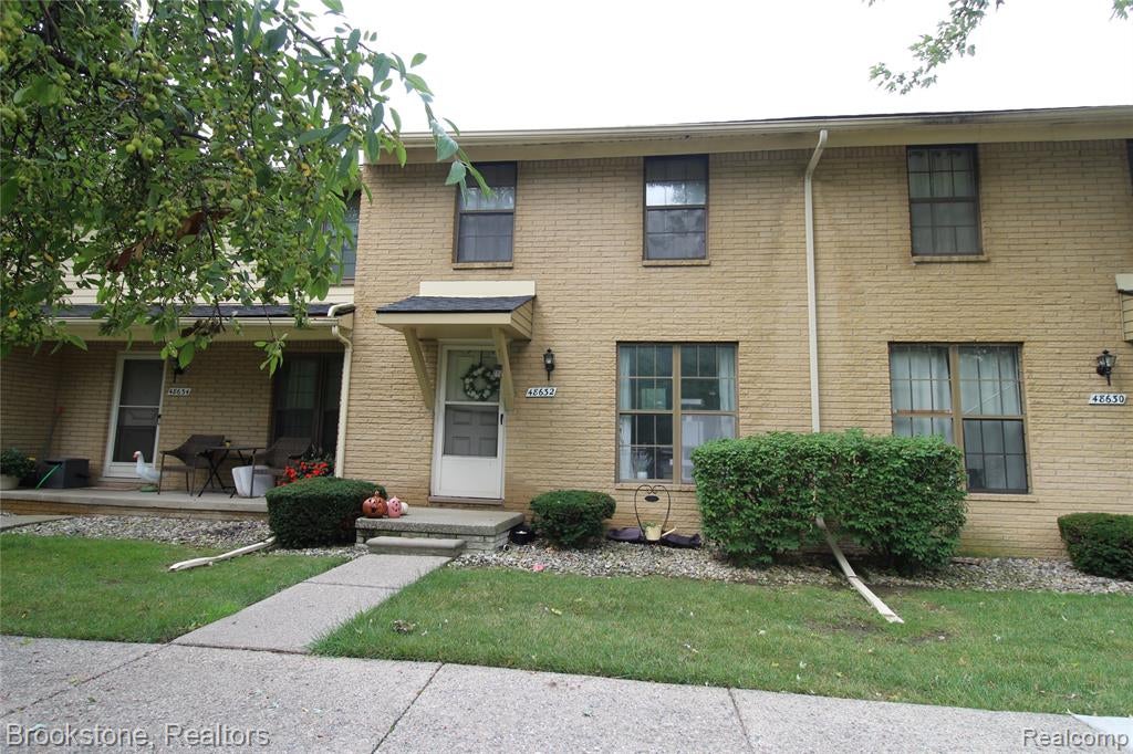 48632 Sugarbush Road, Unit 6 New Baltimore, MI 48047 - Photo 1 of 18 Gallery Image 1