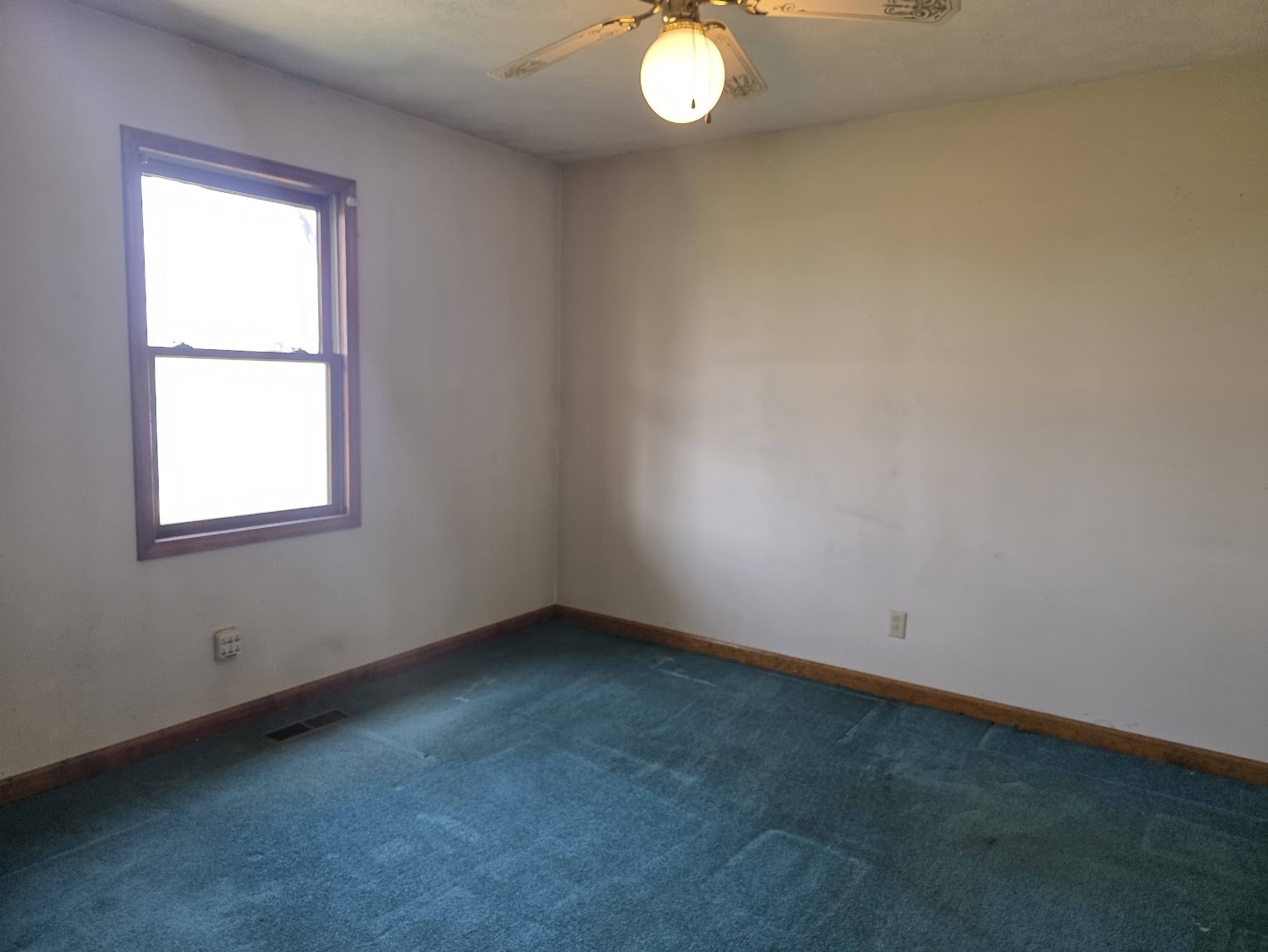 90 Lucien Stokes Road Elkton, KY 42220 - Photo 11 of 15
