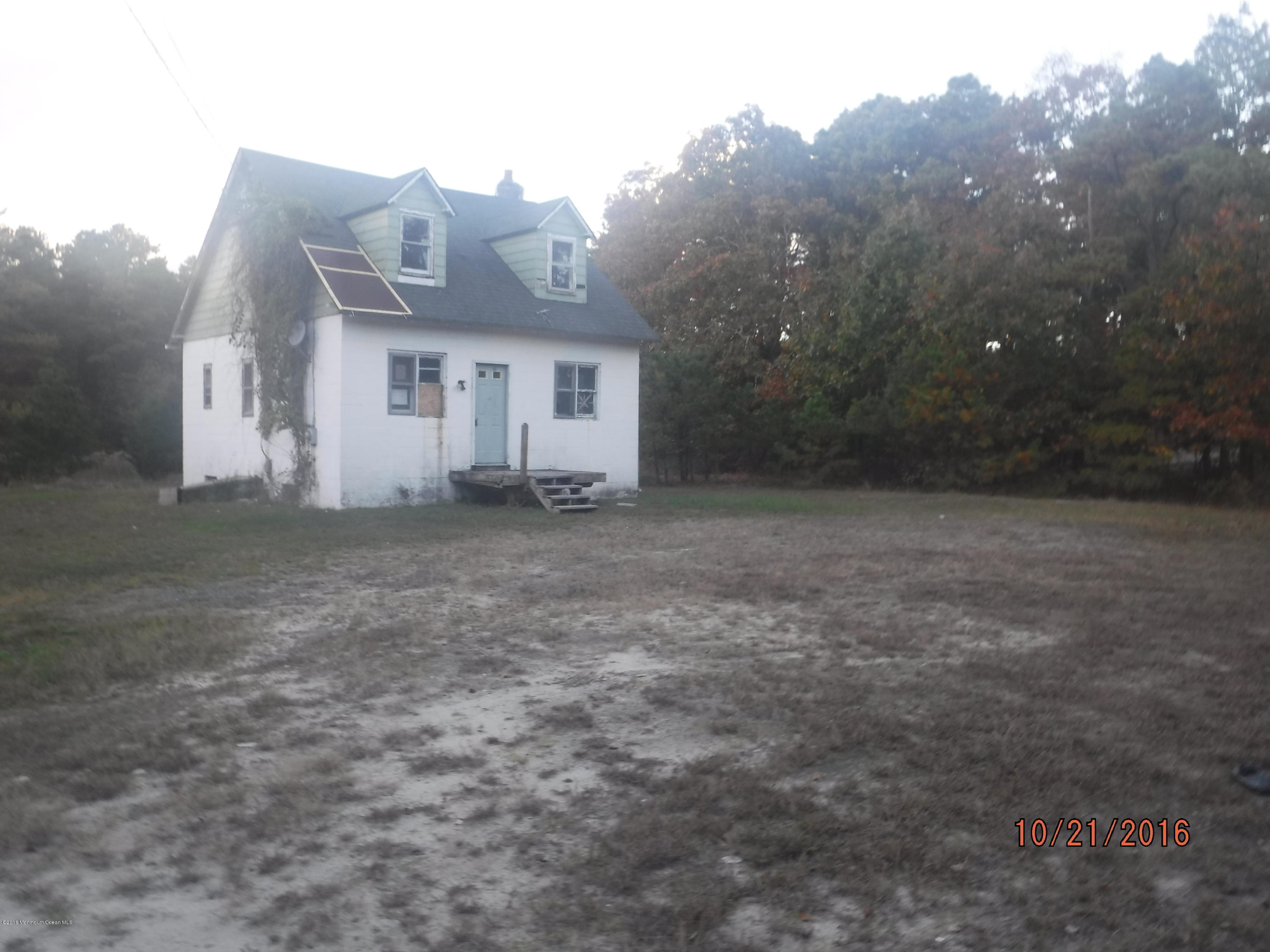 87 Ridge Road Browns Mills, NJ 08015 - Photo 2 of 20 front yard