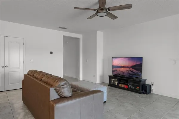 $389,000 | 23707 Companero Drive, Sorrento, FL 32776
