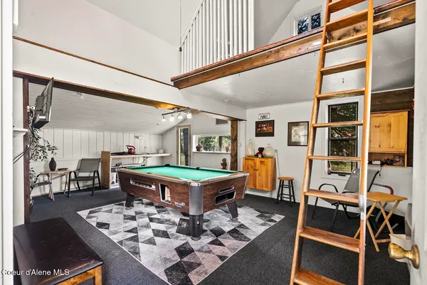 $630,000 | 123 East Mountain View Road, Clark Fork, ID 83811