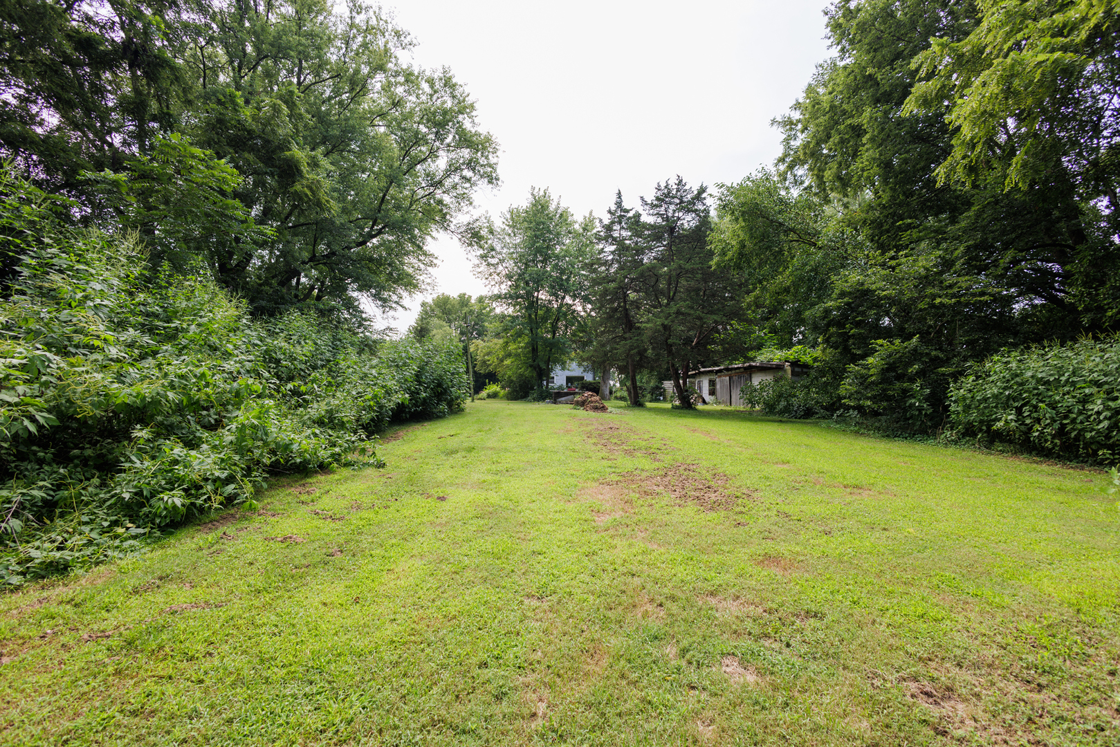 2679 East 1000 Road North Kankakee, IL 60901 - Photo 14 of 38 Gallery Image 14