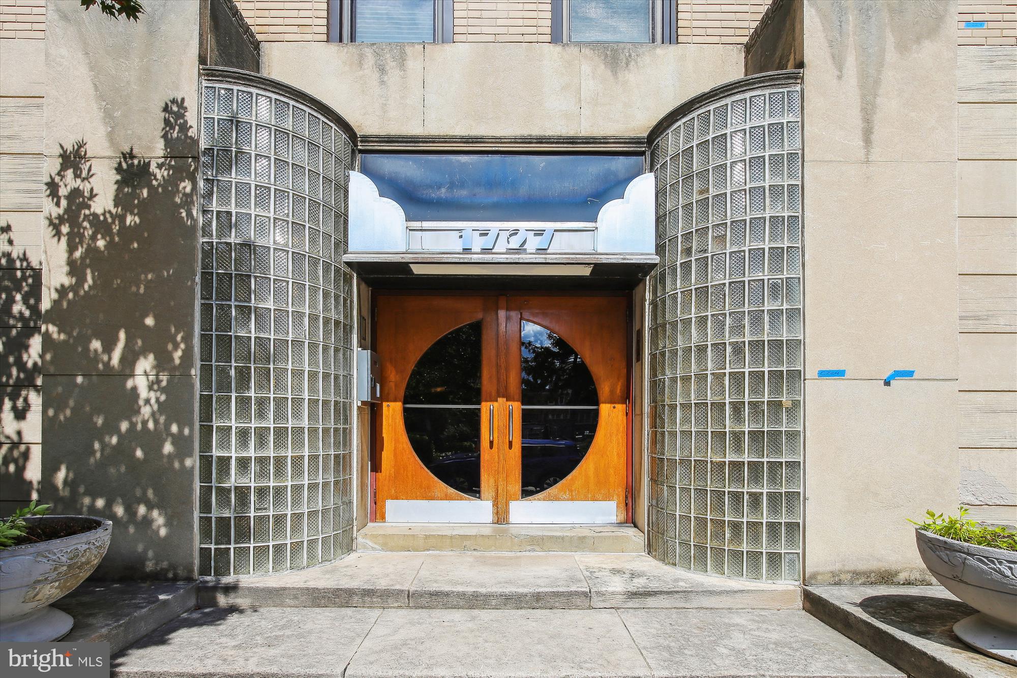 1727 R Street Northwest, Unit 303 Washington, DC 20009 - Photo 1 of 24