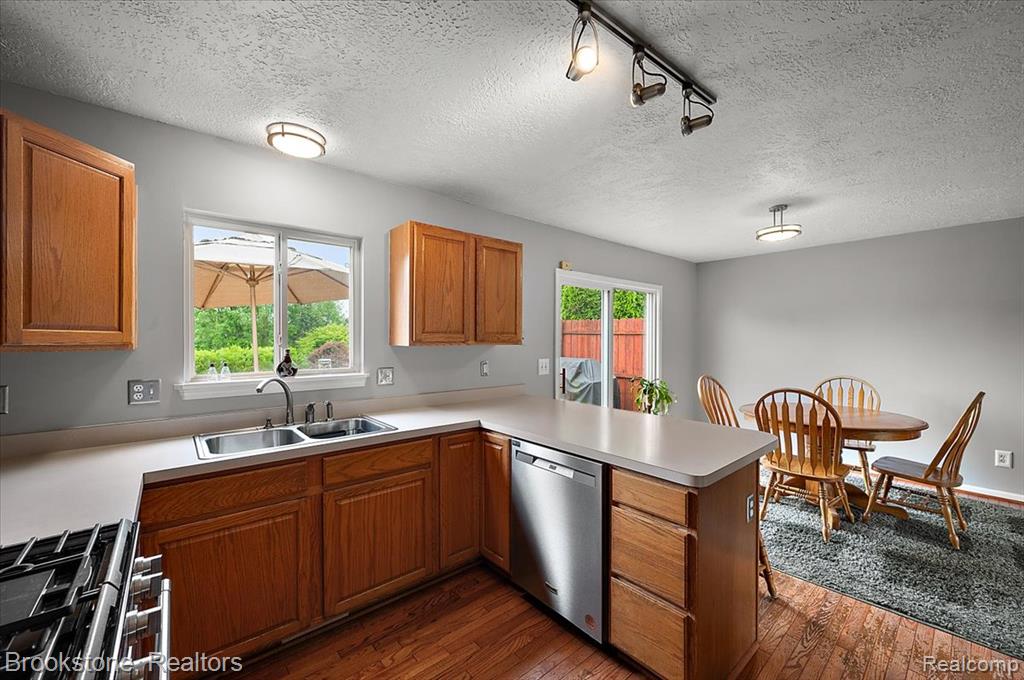 10033 Andersonville Road Clarkston, MI 48346 - Photo 40 of 67 Gallery Image 40