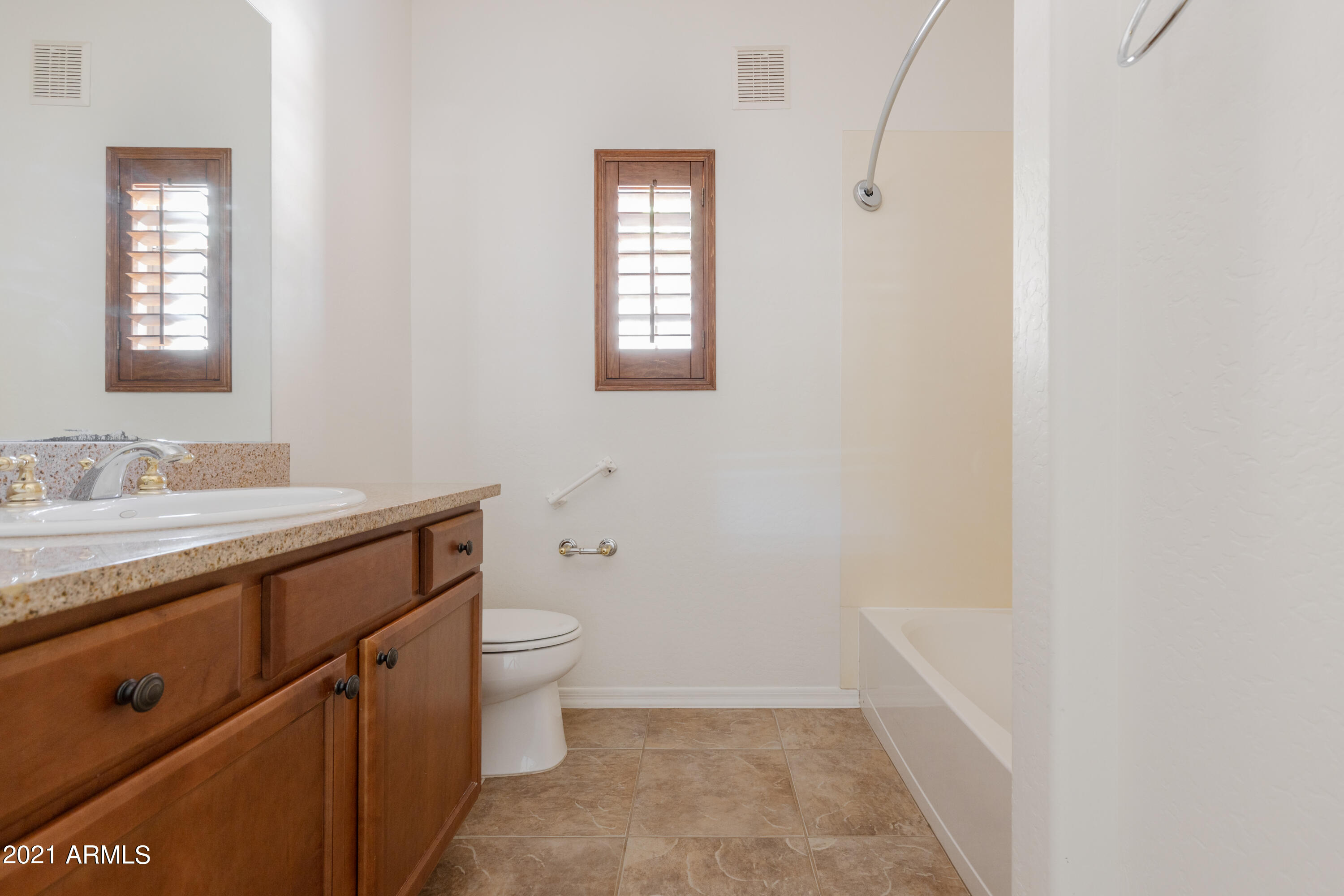 3935 East Rough Rider Road, Unit 1148 Phoenix, AZ 85050 - Photo 11 of 34 3935ERoughRiderUit1148_05