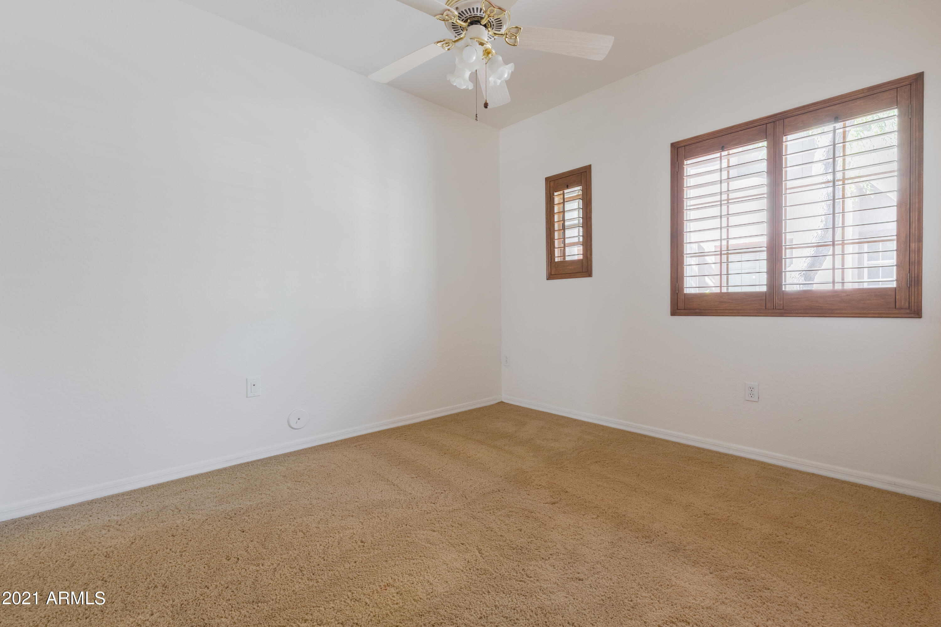 3935 East Rough Rider Road, Unit 1148 Phoenix, AZ 85050 - Photo 7 of 34 3935ERoughRiderUit1148_01