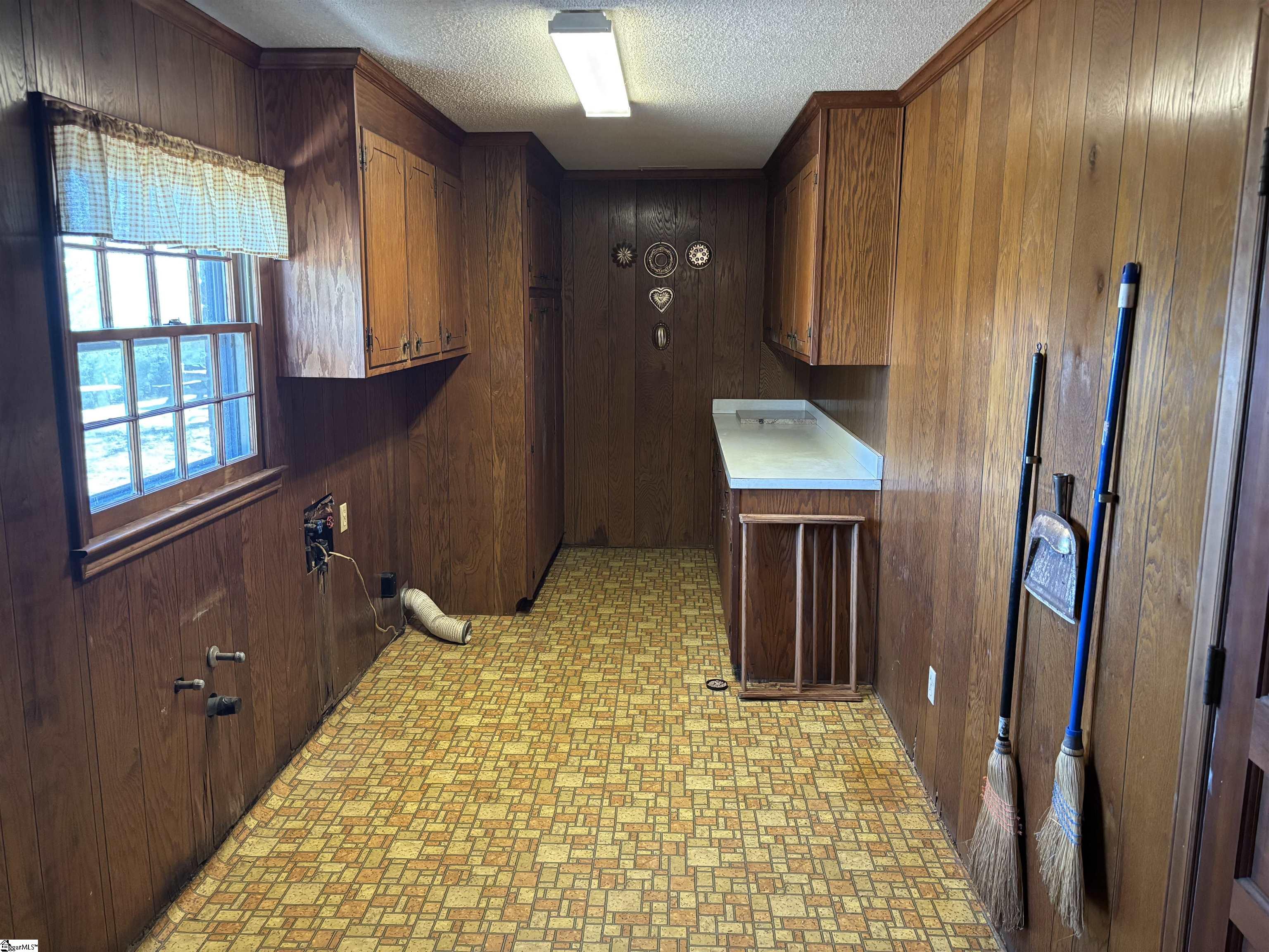 705 Dacusville Road Marietta, SC 29661 - Photo 34 of 49