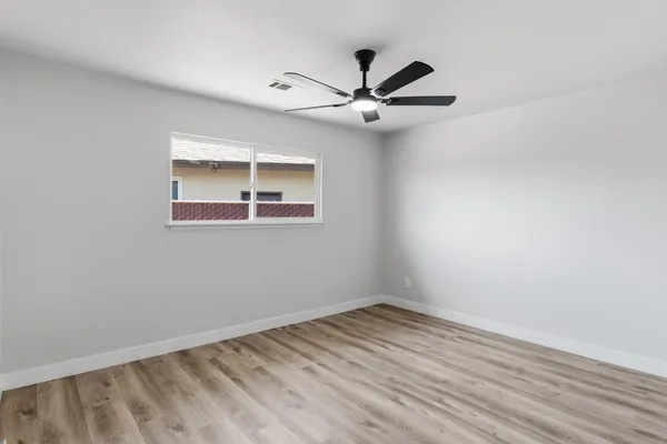 $425,000 | 134 10th Street, Clovis, CA 93612