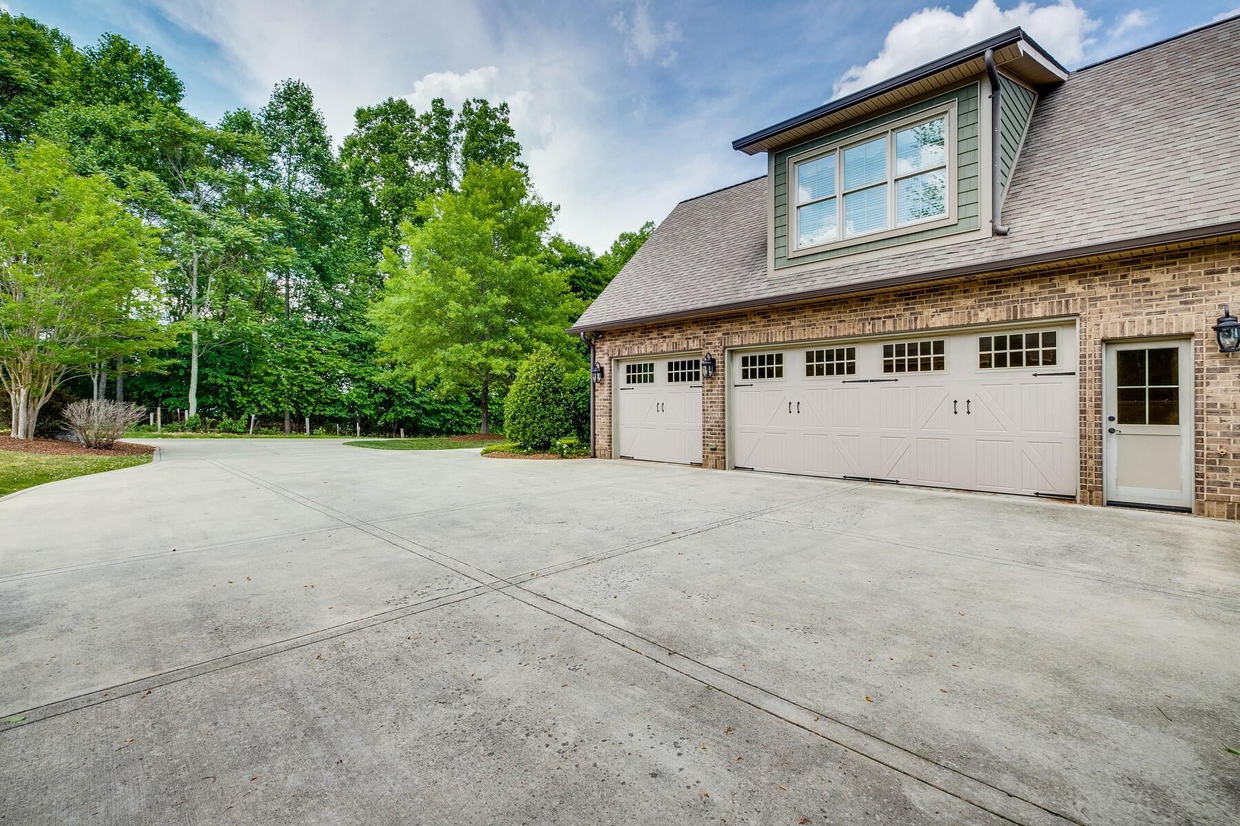 1258 Ridgetop Trail Kingsport, TN 37664 - Photo 130 of 136 1258 Ridgetop pic 130