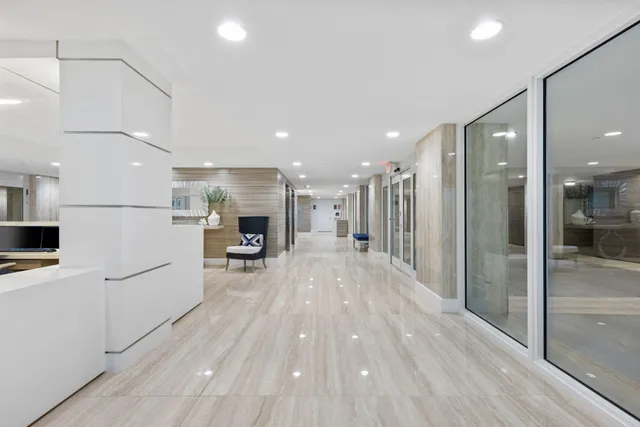 $10,250 | 2773 South Ocean Boulevard, Unit 517, Palm Beach, FL 33480