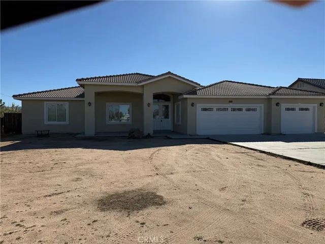 $2,800 | 18453 Ranchero Road, Hesperia, CA 92345
