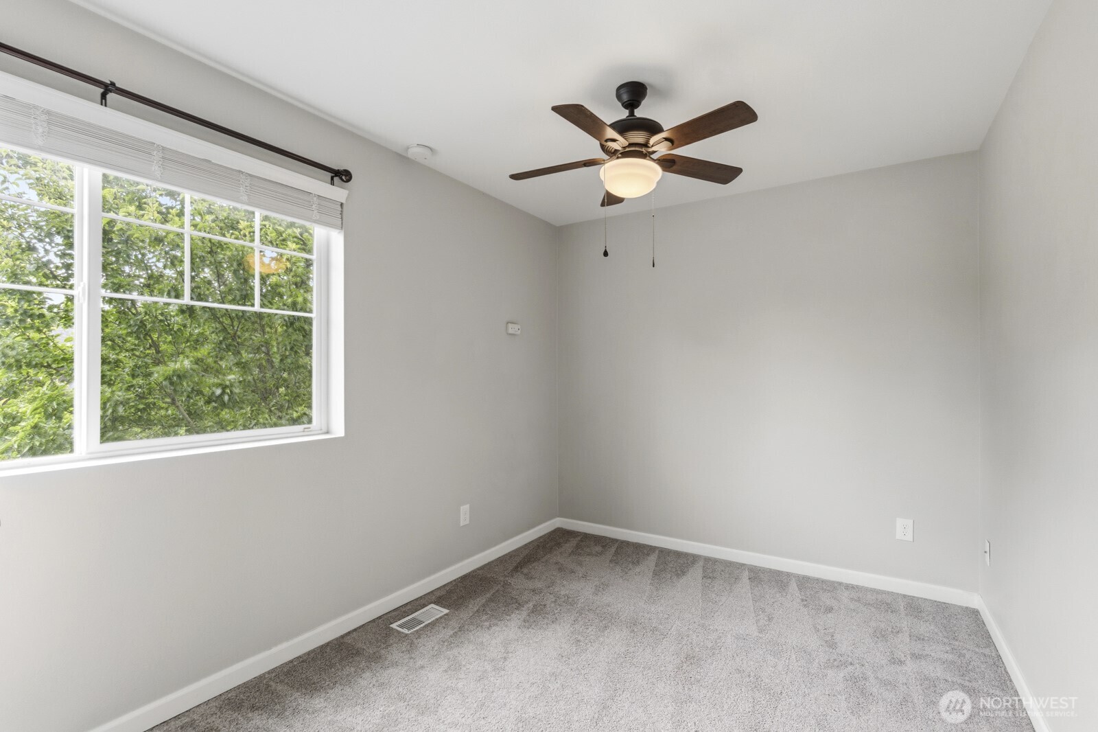 6974 Bailey Street Southeast Lacey, WA 98513 - Photo 19 of 37