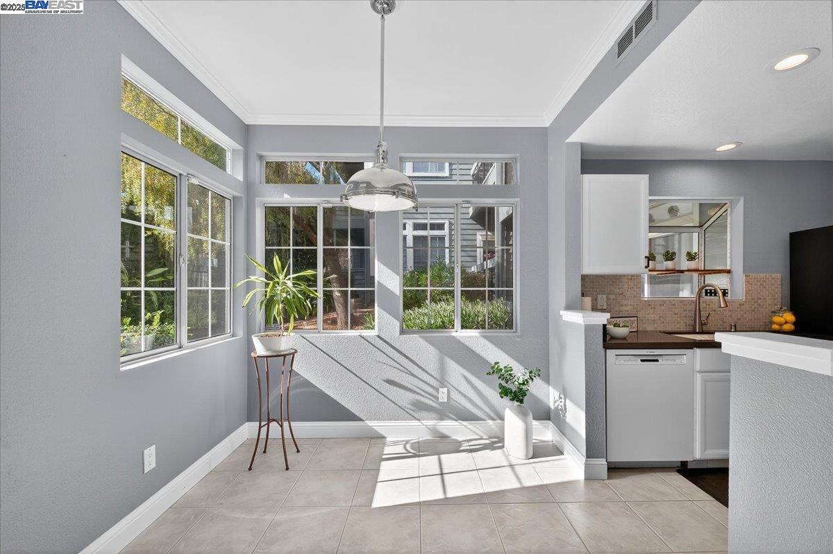 7875 Canyon Meadows Circle, Unit C Pleasanton, CA 94588 - Photo 9 of 32 a view of an empty room with a window