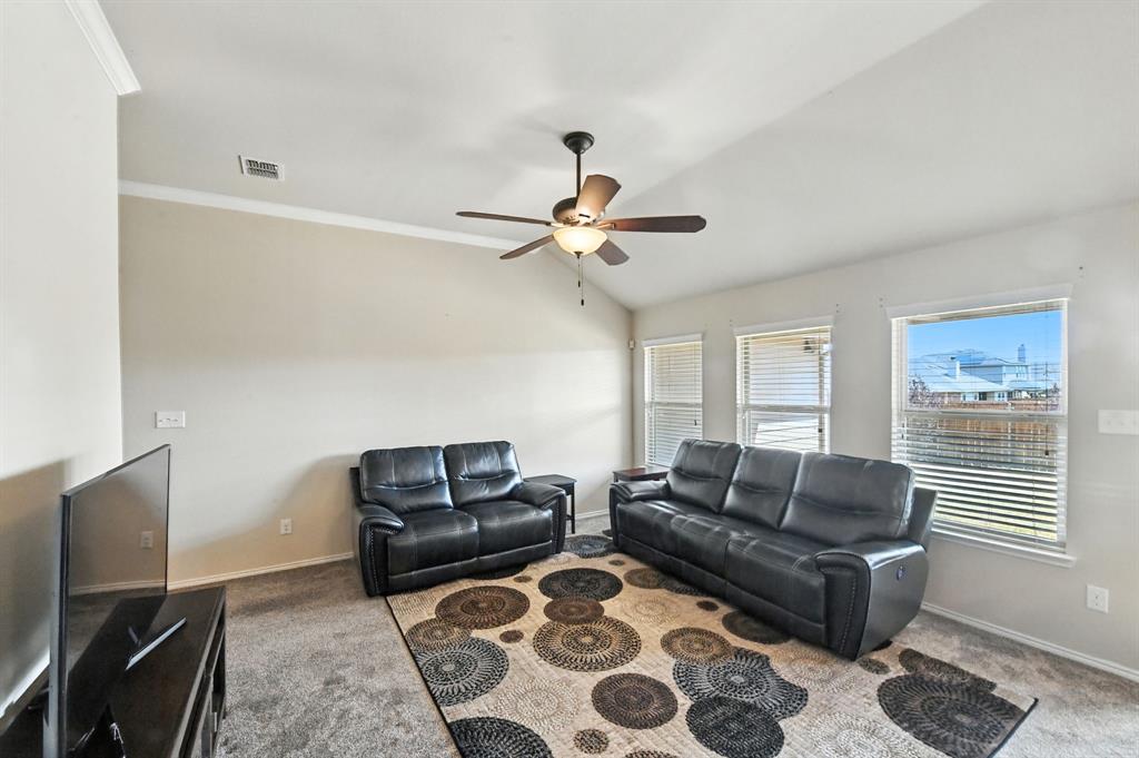 409 Copper Ridge Road Fort Worth, TX 76052 - Photo 9 of 24