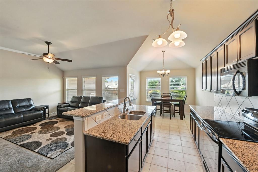 409 Copper Ridge Road Fort Worth, TX 76052 - Photo 10 of 24