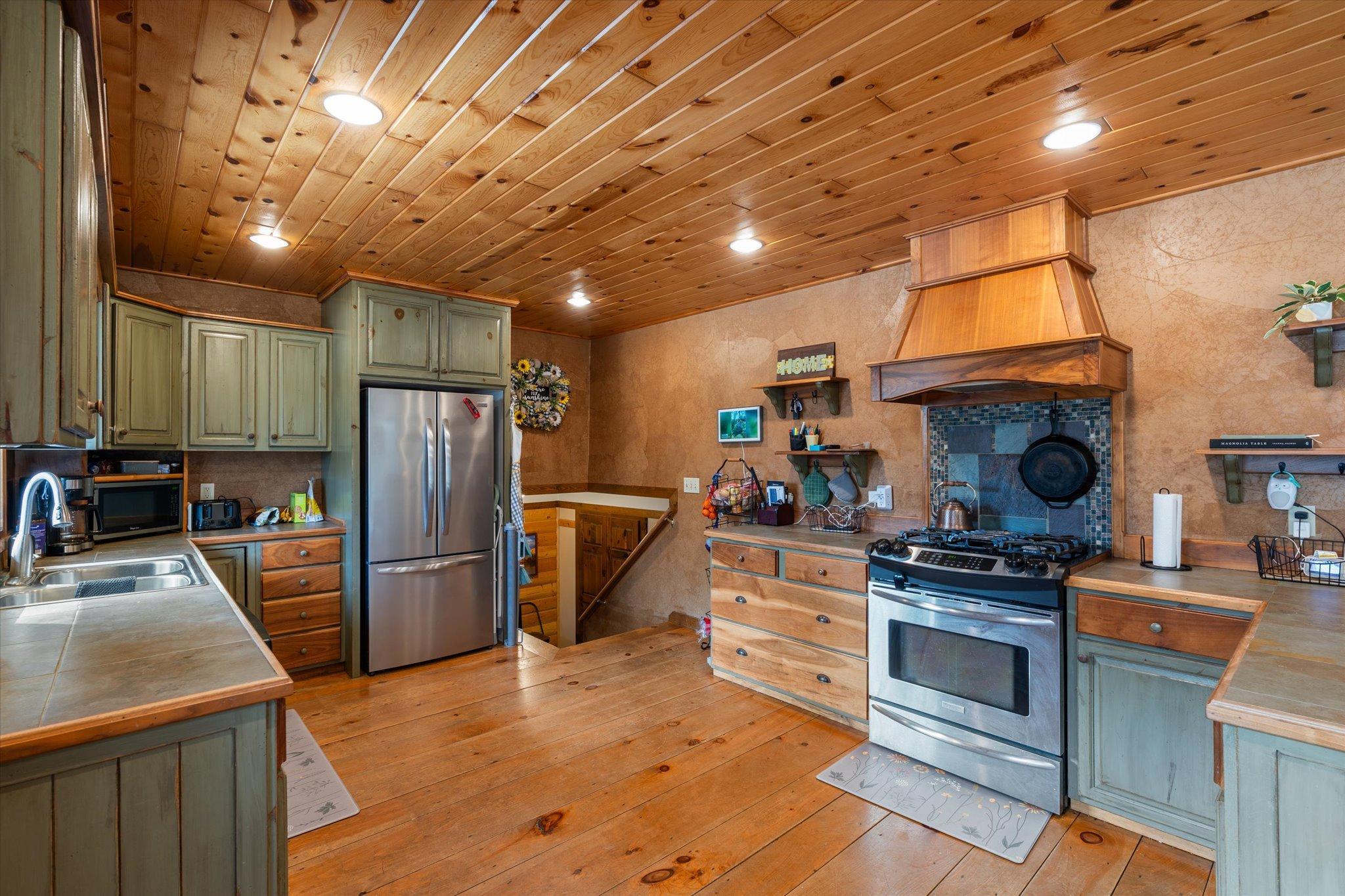 3940 Davis Street Pequot Lakes, MN 56472 - Photo 5 of 57