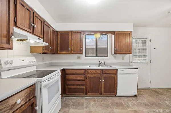 $1,650 | 205 East Longs Peak Avenue, Unit B, Longmont, CO 80504