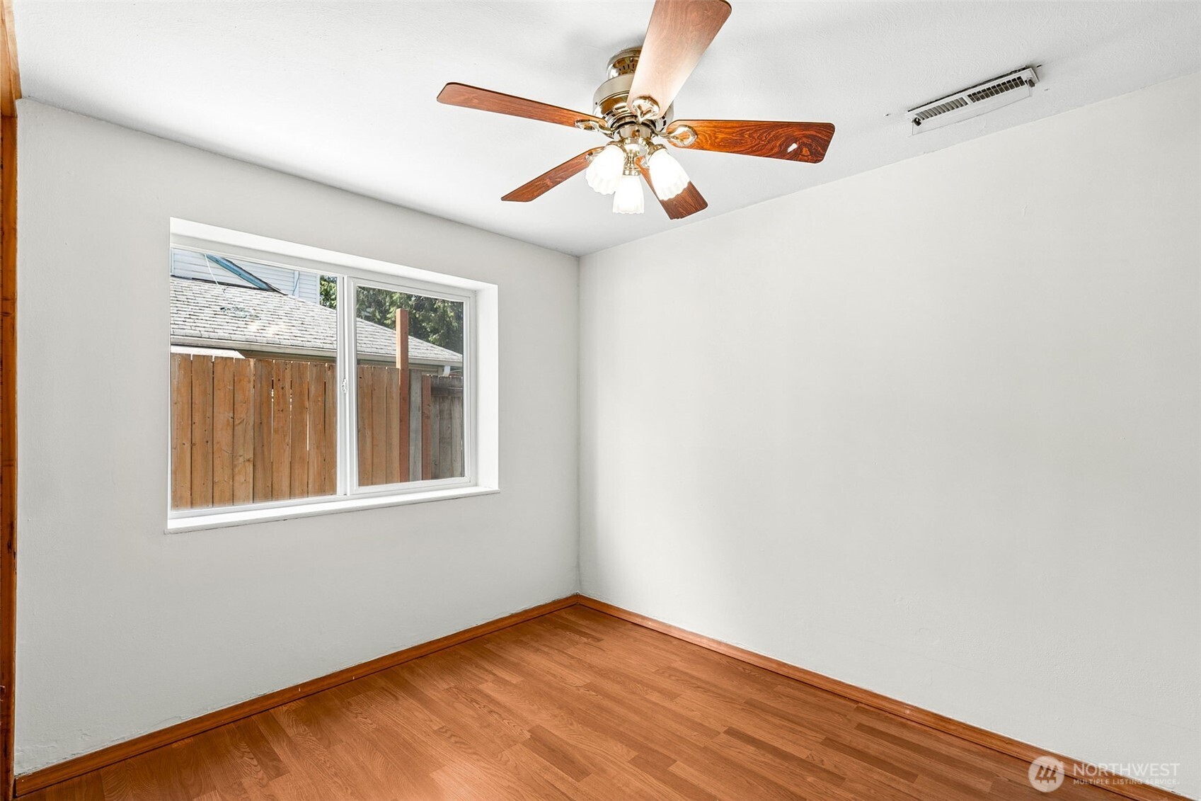 4905 234th Street Southwest Mountlake Terrace, WA 98043 - Photo 7 of 18