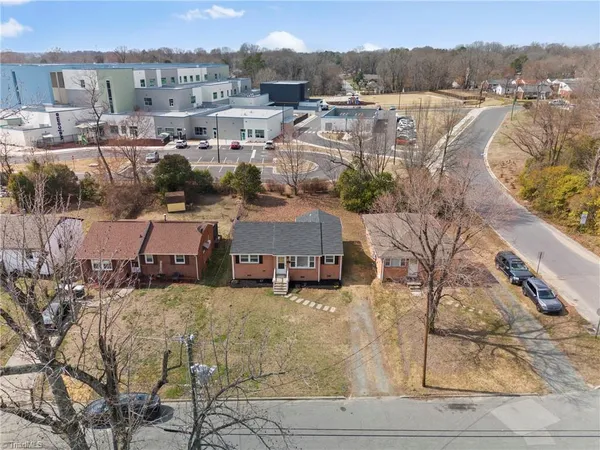 $1,550 | 1702 Eastwood Avenue, Greensboro, NC 27401
