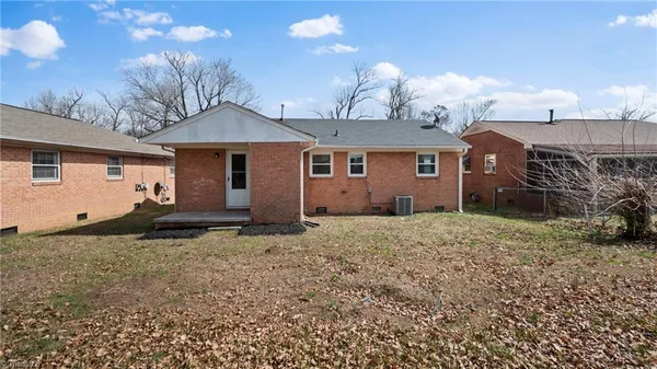 $1,550 | 1702 Eastwood Avenue, Greensboro, NC 27401