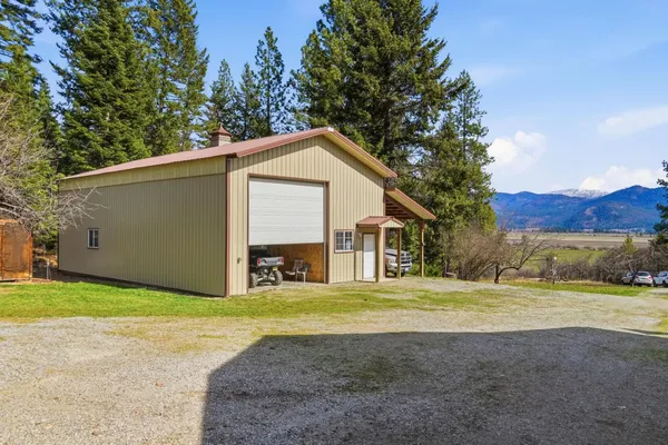 $600,000 | 17631 Westside Calispel Road, Cusick, WA 99119