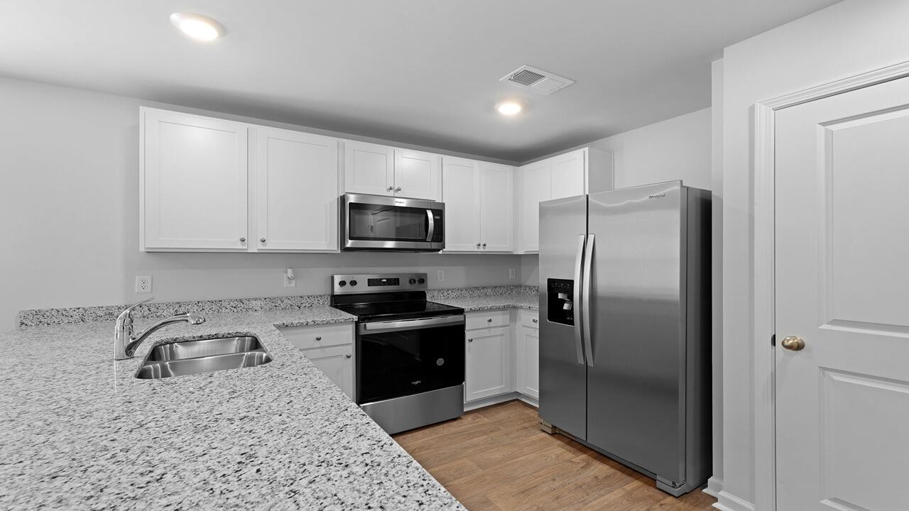 624 Perch Lane Santee, SC 29142 - Photo 7 of 29 23-web-or-mls-550A1091