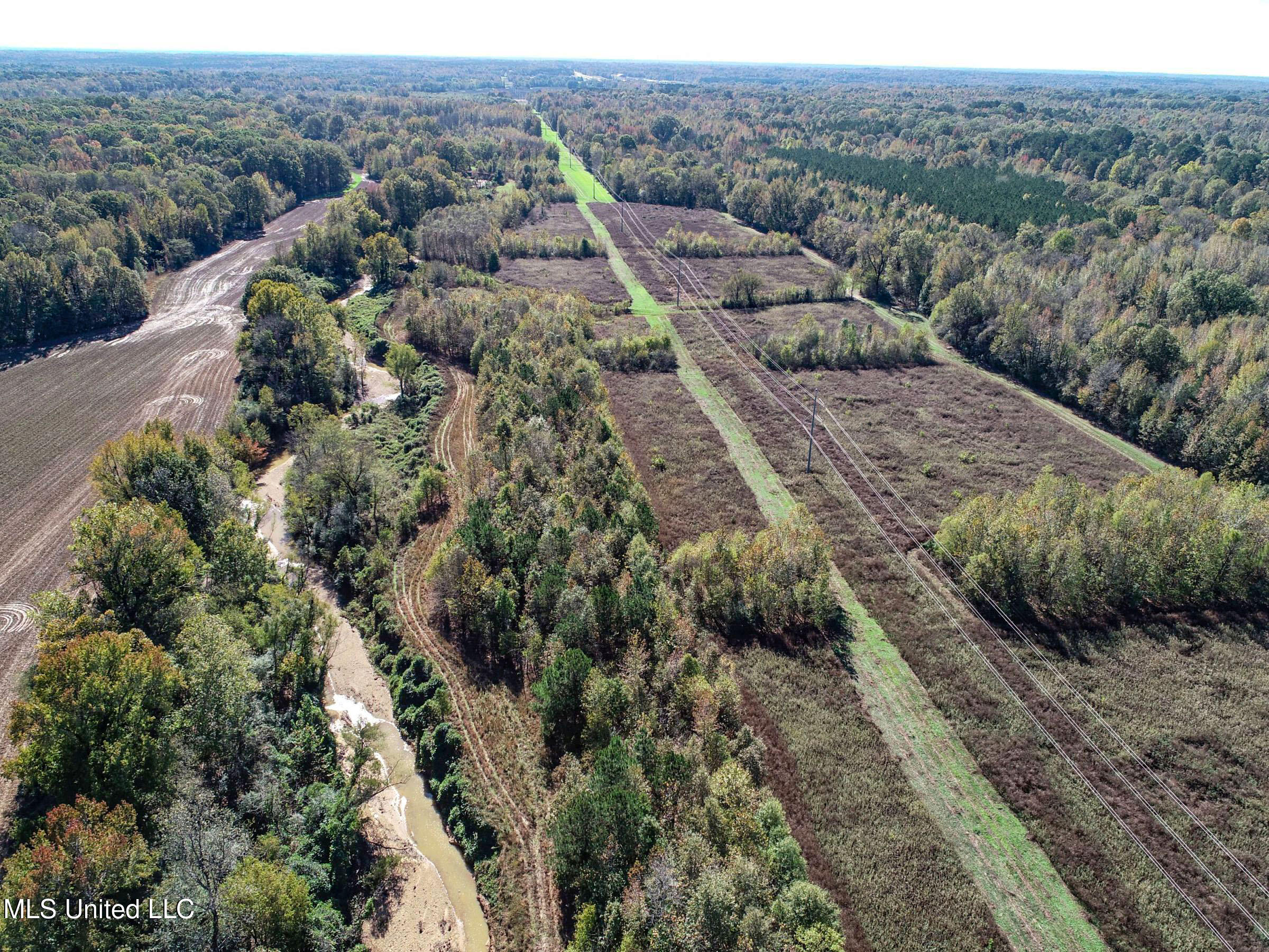 Shiloh Road Batesville, MS 38606 - Photo 13 of 106 3lckt6