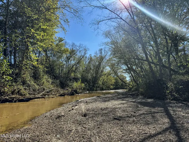 $1,325,000 | Shiloh Road, Batesville, MS 38606