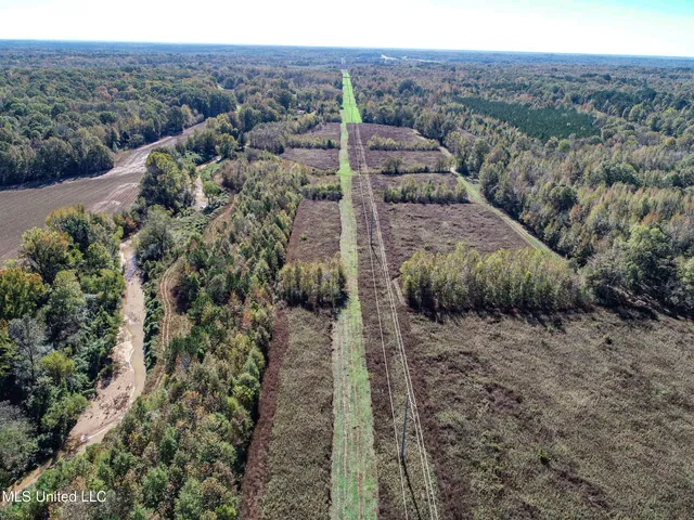 $1,325,000 | Shiloh Road, Batesville, MS 38606