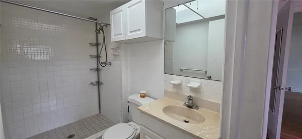 $1,600 | 1433 South Belcher Road, Unit C13, Clearwater, FL 33764