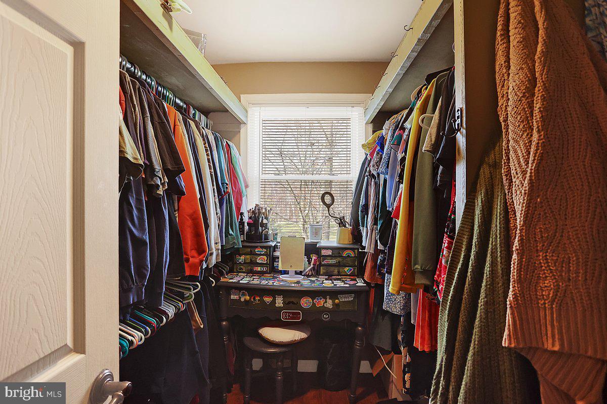 836 Stoney Point Road East Berlin, PA 17316 - Photo 16 of 24 1st floor bedroom closet