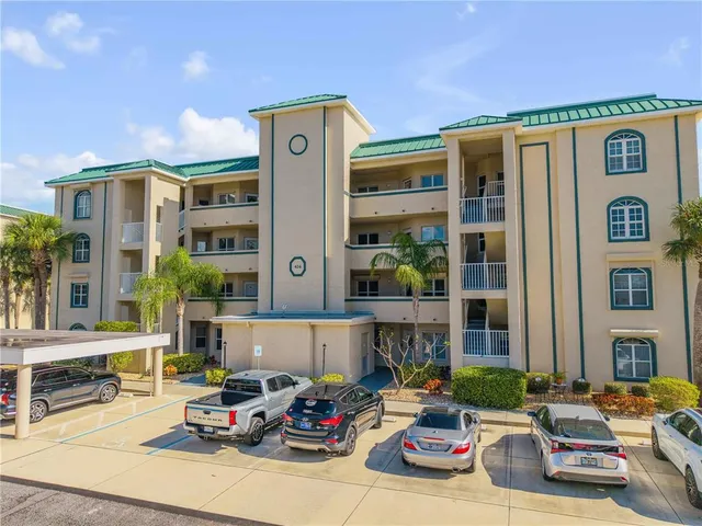 $438,000 | 426 Bouchelle Drive, Unit 202, New Smyrna Beach, FL 32169