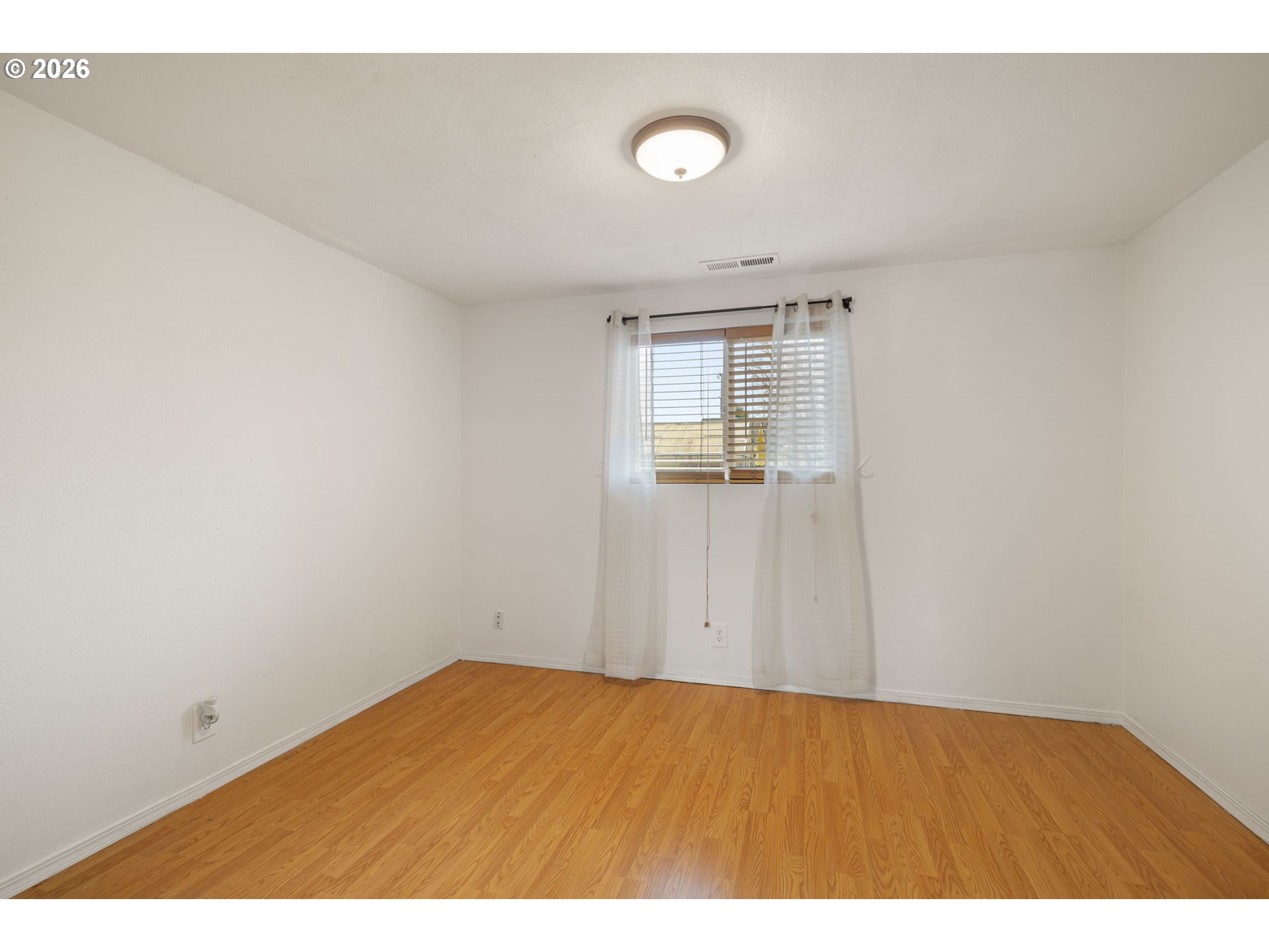 1519 Taney Street Eugene, OR 97402 - Photo 16 of 39 a view of empty room
