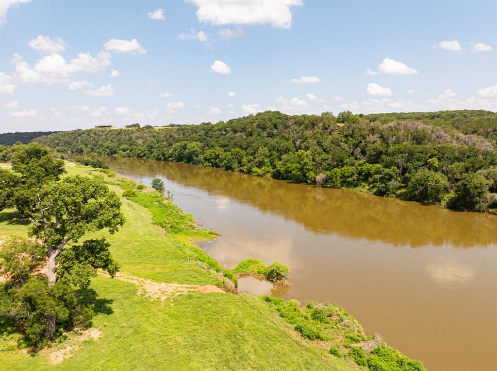 2109 River Shls Road Mineral Wells, TX 76067 - Photo 10 of 40 a view of an ocean and beach
