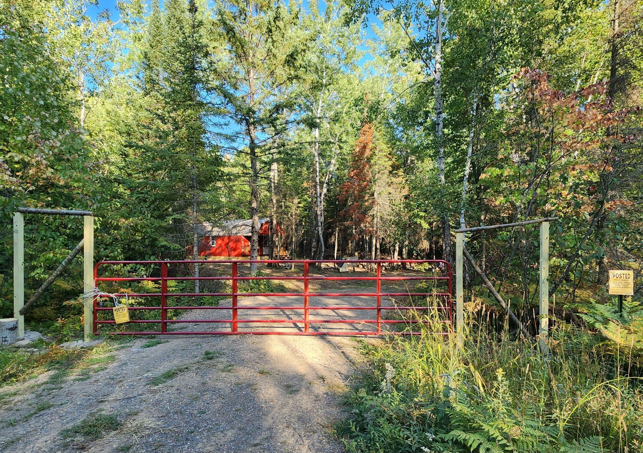 4126 Mattson Road Hibbing, MN 55746 - Photo 2 of 17