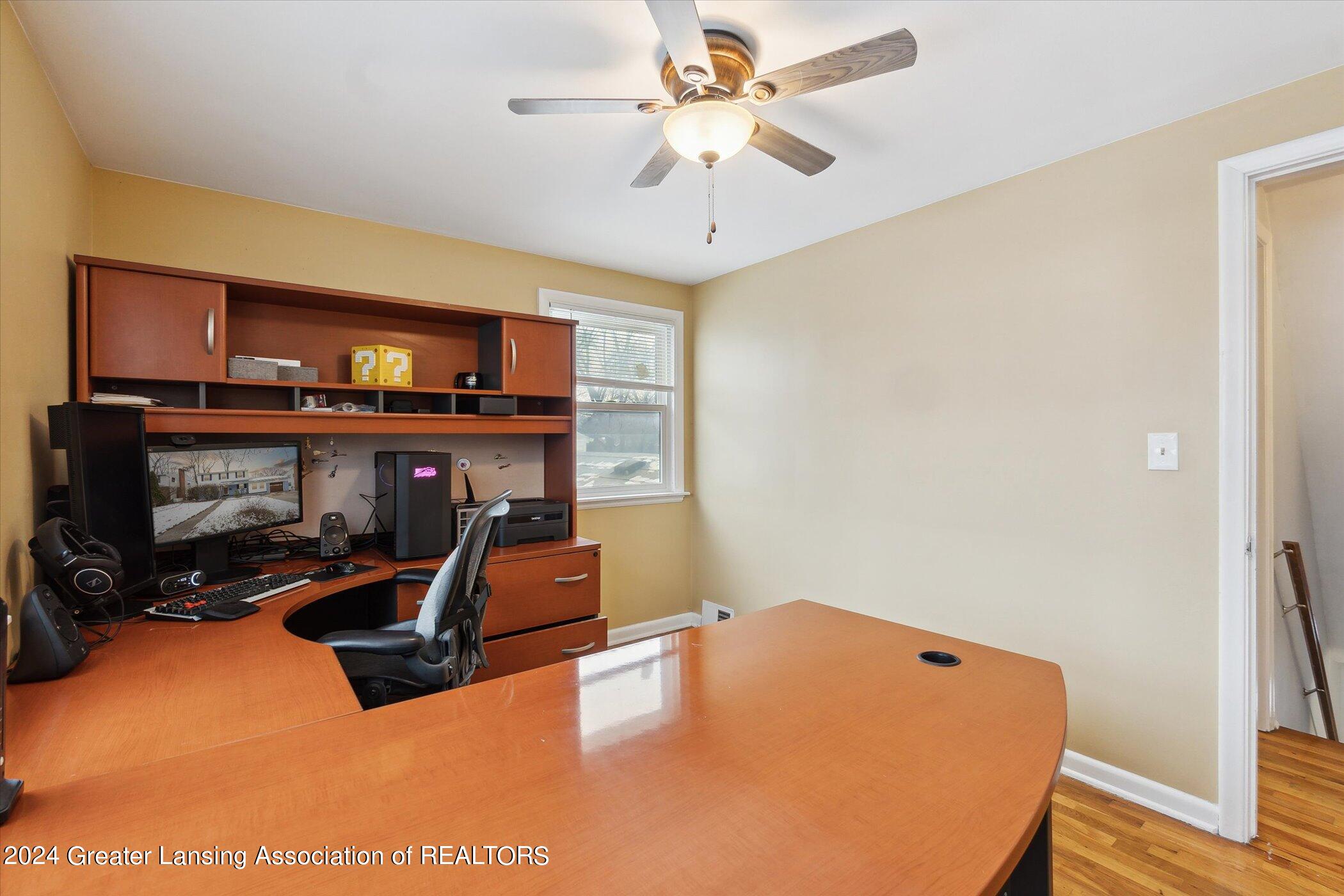 519 North Harrison Road East Lansing, MI 48823 - Photo 27 of 43 27-519-N-Harrison-Rd-East-Lansing-MI-488