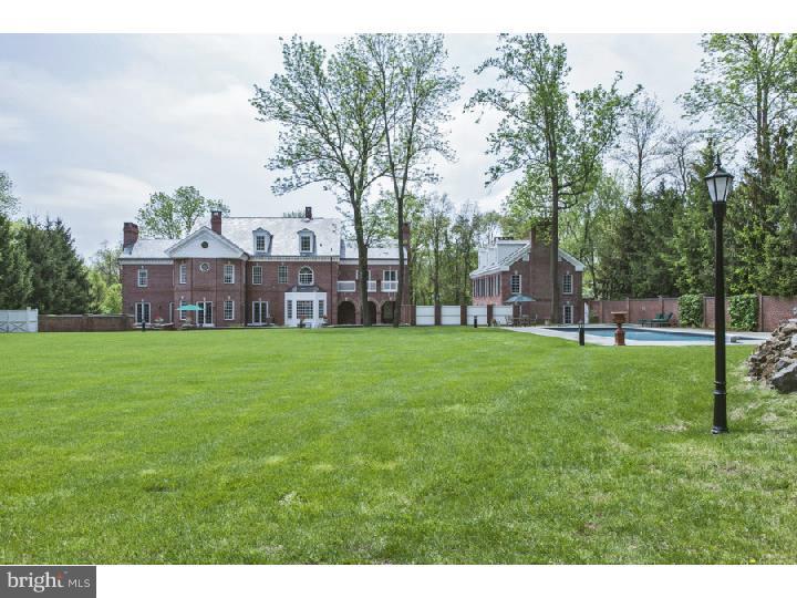 271 Drakes Corner Road Princeton, NJ 08540 - Photo 21 of 25 Exterior Back