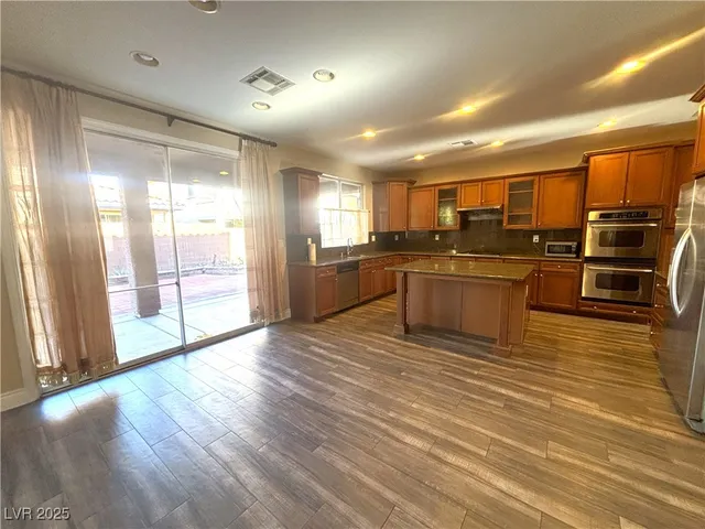 $2,950 | 8722 Moreno Mountain Avenue, Las Vegas, NV 89178