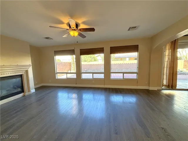 $2,950 | 8722 Moreno Mountain Avenue, Las Vegas, NV 89178