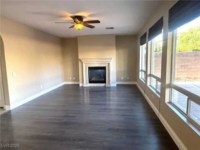 $2,950 | 8722 Moreno Mountain Avenue, Las Vegas, NV 89178