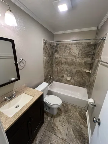 $1,200 | 2262 Foster Drive, Tallahassee, FL 32303