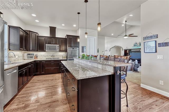 18240 Stoneview Road Monument, CO 80132 - Photo 11 of 36