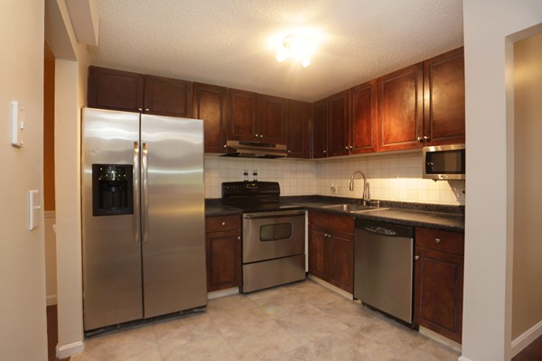 25 Clark's Road, Unit 3204 Amesbury, MA 01913 - Photo 6 of 18 Gallery Image 6