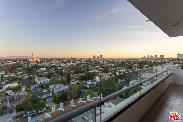 $1,799,000 | 10660 Wilshire Boulevard, Unit 1207, Los Angeles, CA 90024