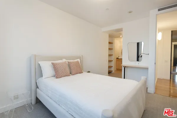 $1,799,000 | 10660 Wilshire Boulevard, Unit 1207, Los Angeles, CA 90024