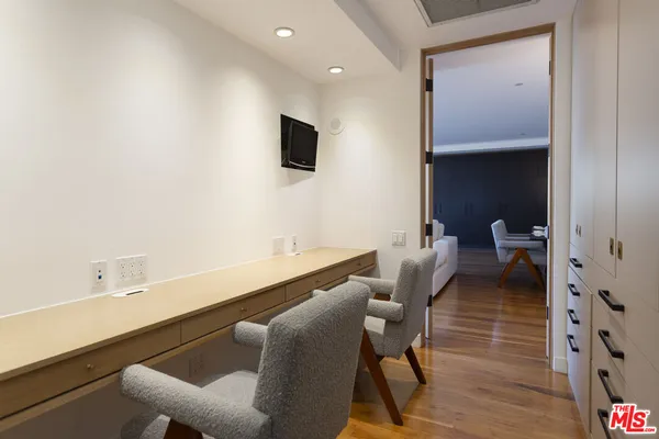 $1,799,000 | 10660 Wilshire Boulevard, Unit 1207, Los Angeles, CA 90024