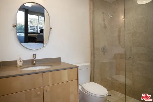 $1,799,000 | 10660 Wilshire Boulevard, Unit 1207, Los Angeles, CA 90024