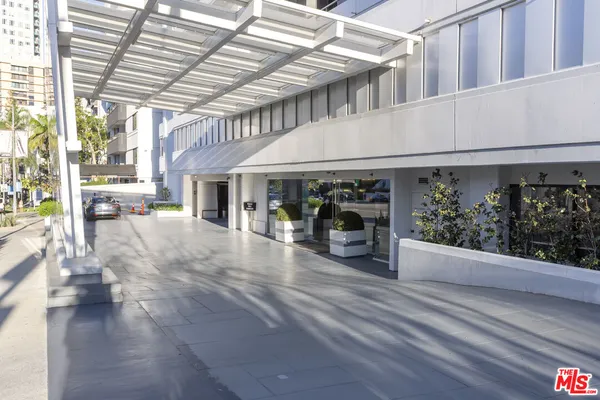 $1,799,000 | 10660 Wilshire Boulevard, Unit 1207, Los Angeles, CA 90024