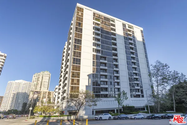 $1,799,000 | 10660 Wilshire Boulevard, Unit 1207, Los Angeles, CA 90024