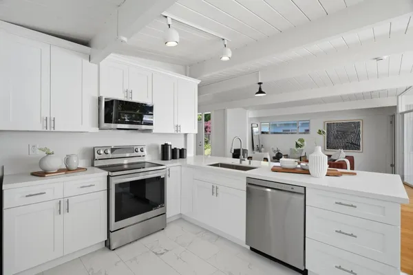 $2,798,000 | 3609 South Court, Palo Alto, CA 94306